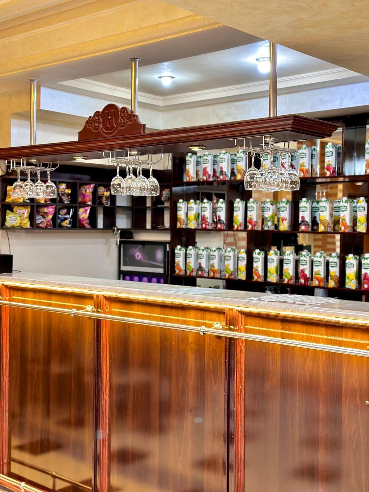 Hayot Hotel Tashkent Bagian luar foto