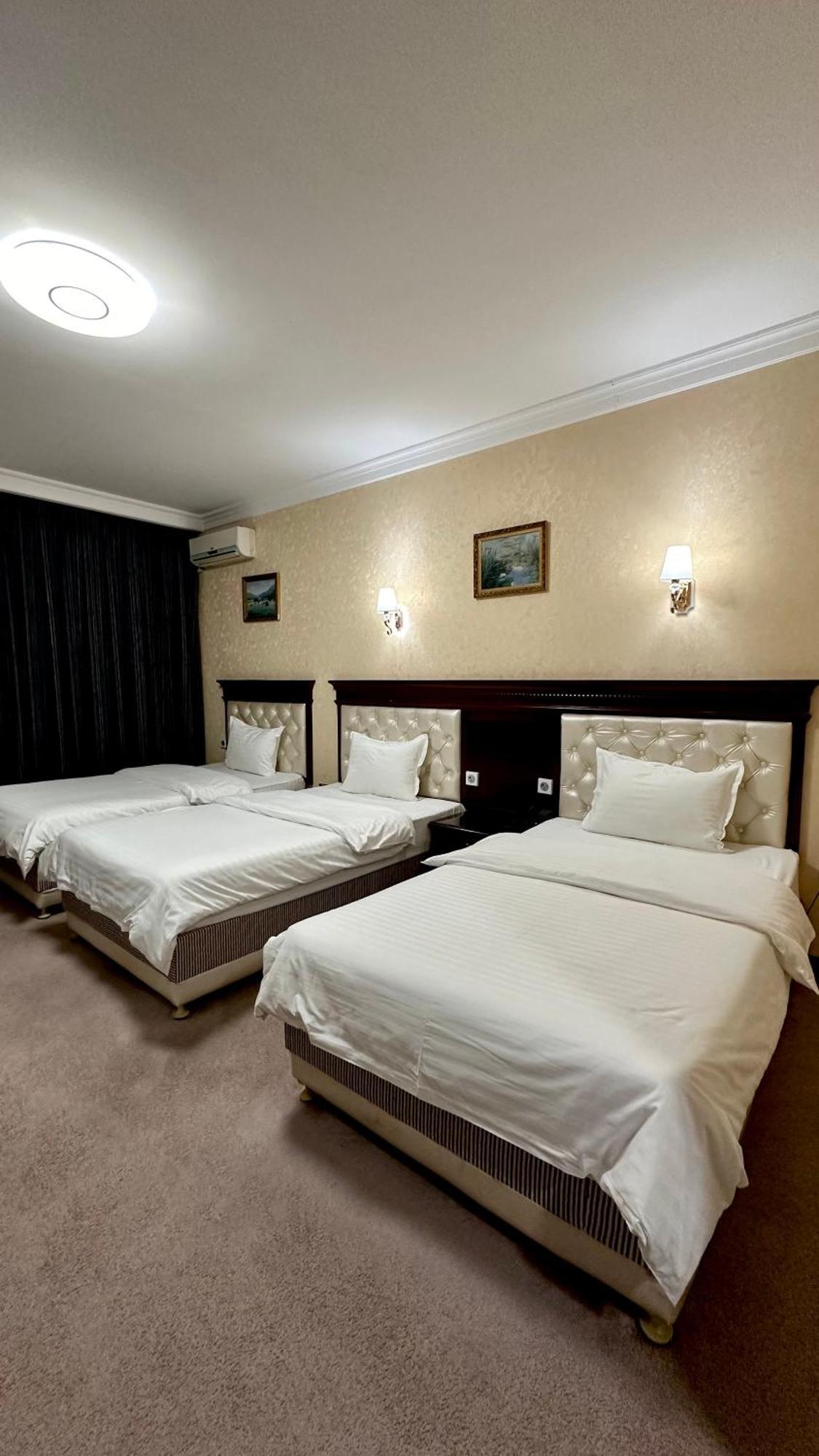 Hayot Hotel Tashkent Bagian luar foto
