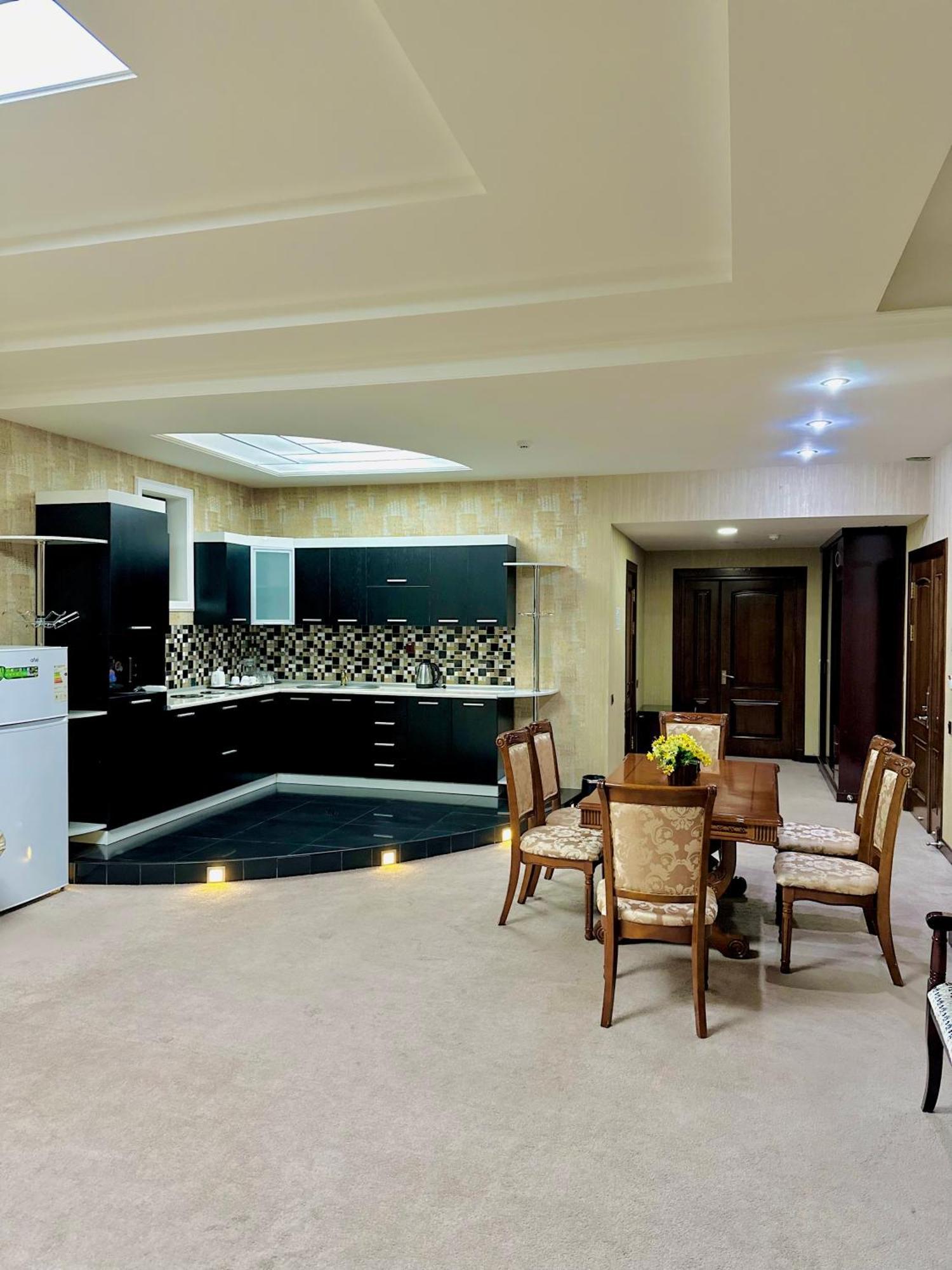 Hayot Hotel Tashkent Bagian luar foto