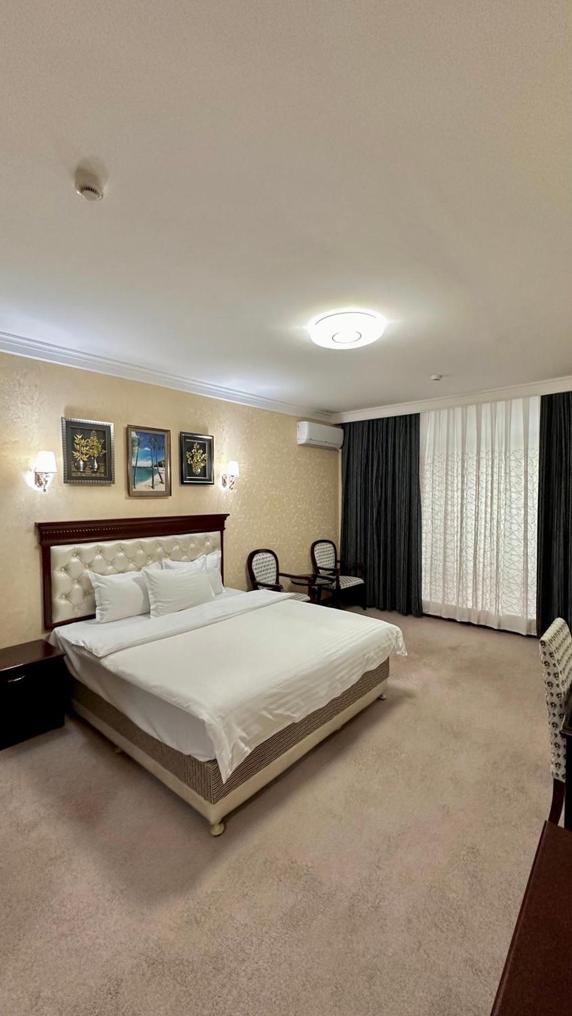 Hayot Hotel Tashkent Bagian luar foto