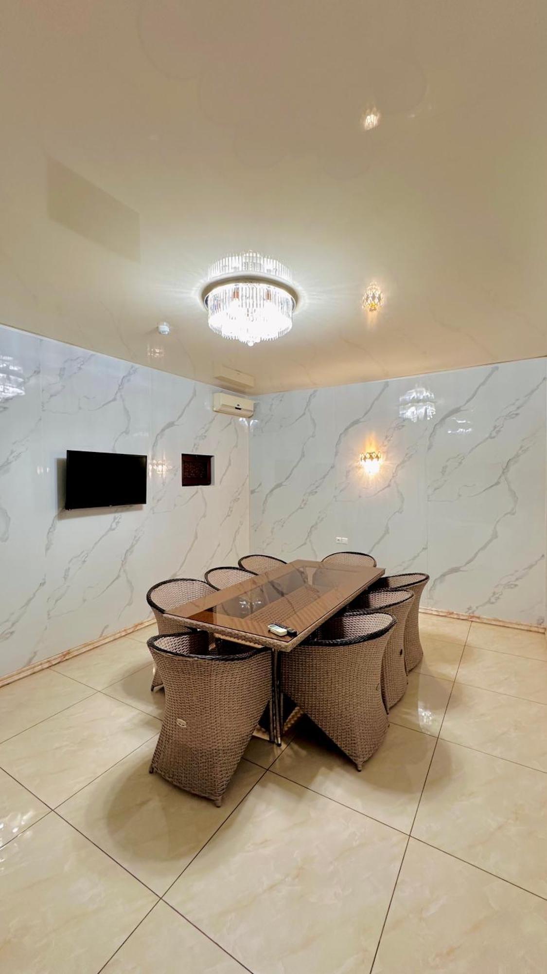 Hayot Hotel Tashkent Bagian luar foto