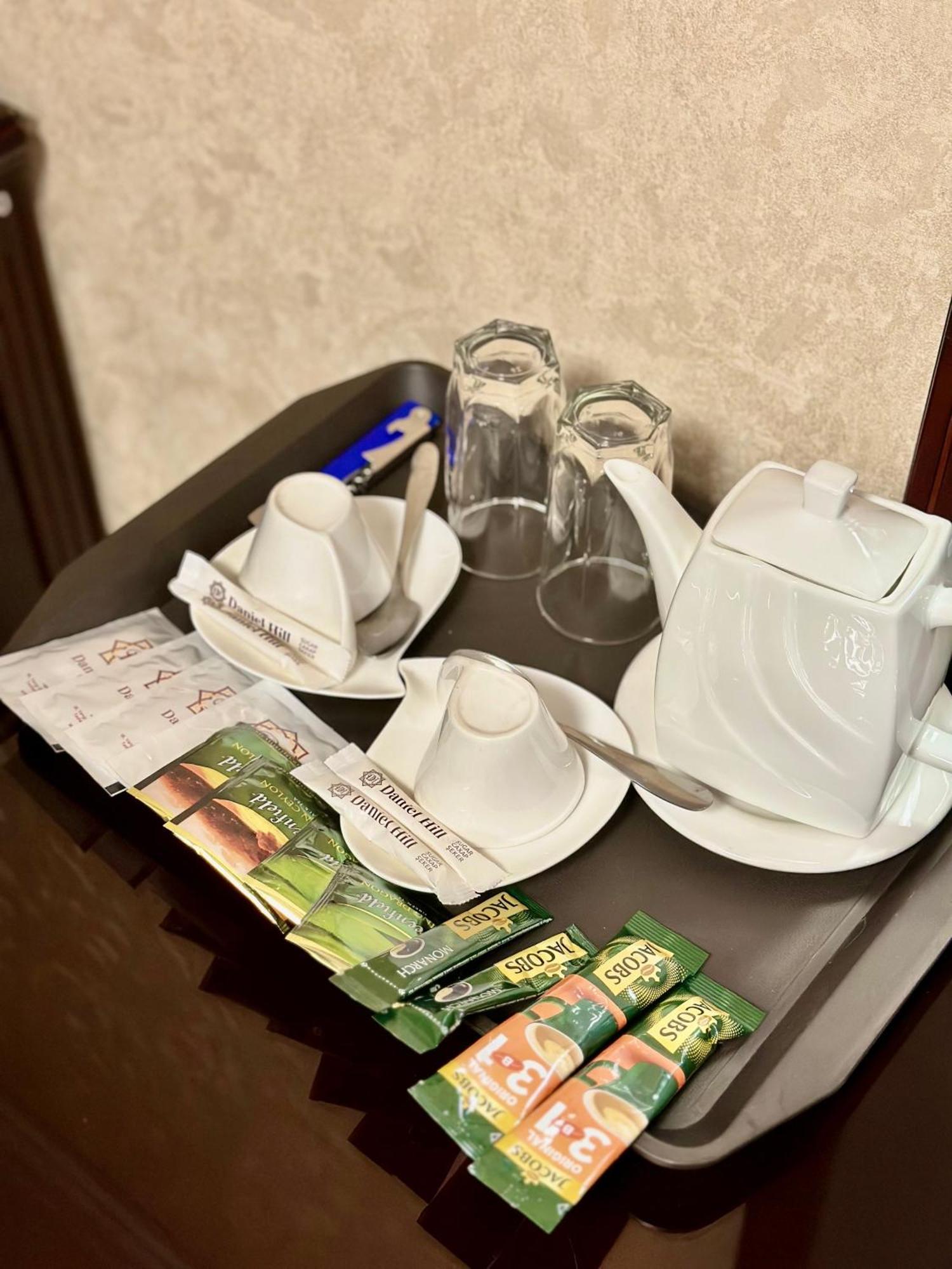 Hayot Hotel Tashkent Bagian luar foto