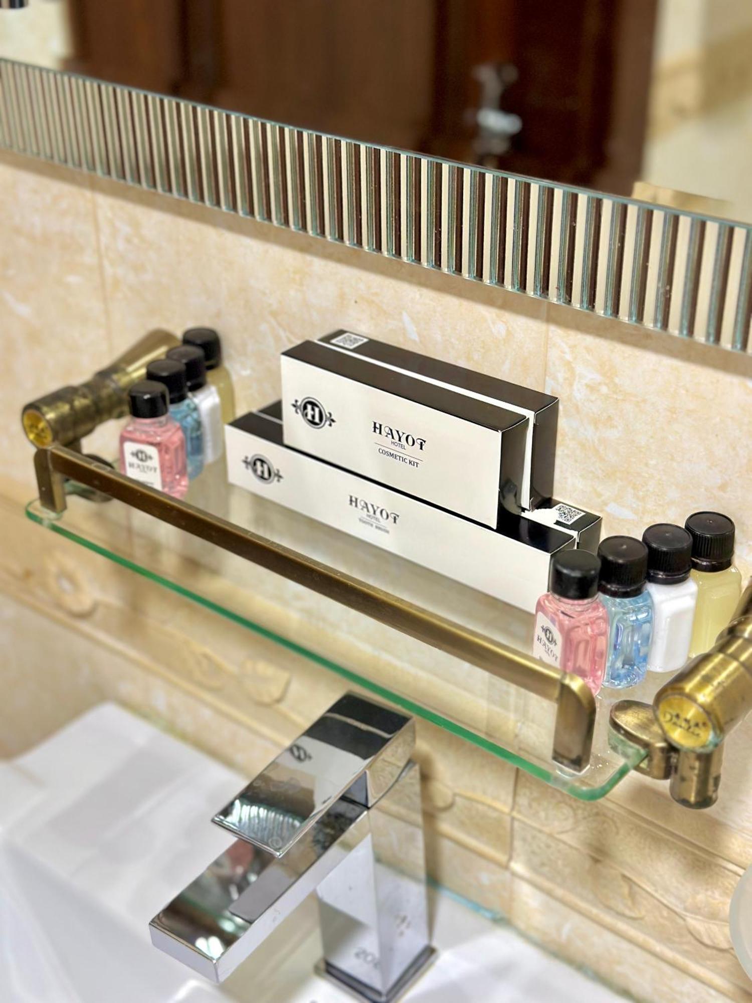 Hayot Hotel Tashkent Bagian luar foto