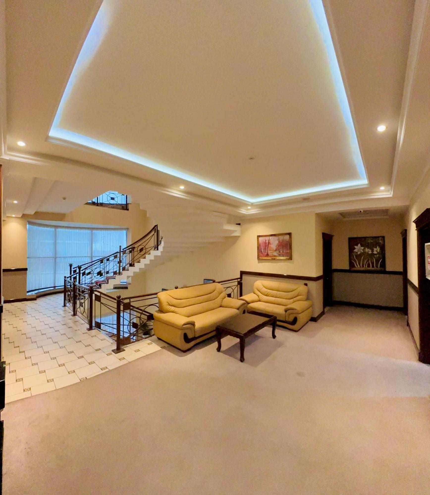 Hayot Hotel Tashkent Bagian luar foto