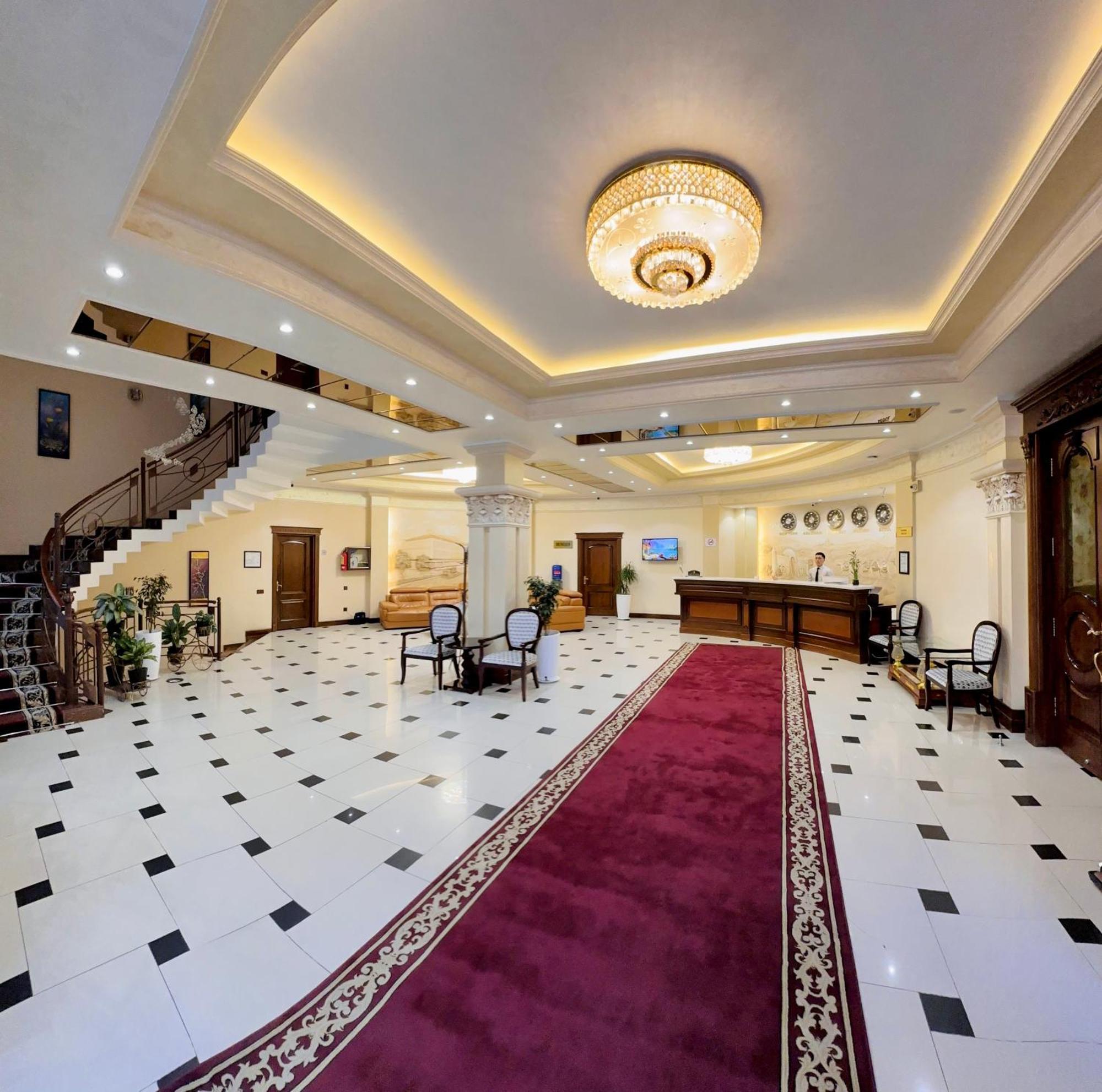 Hayot Hotel Tashkent Bagian luar foto